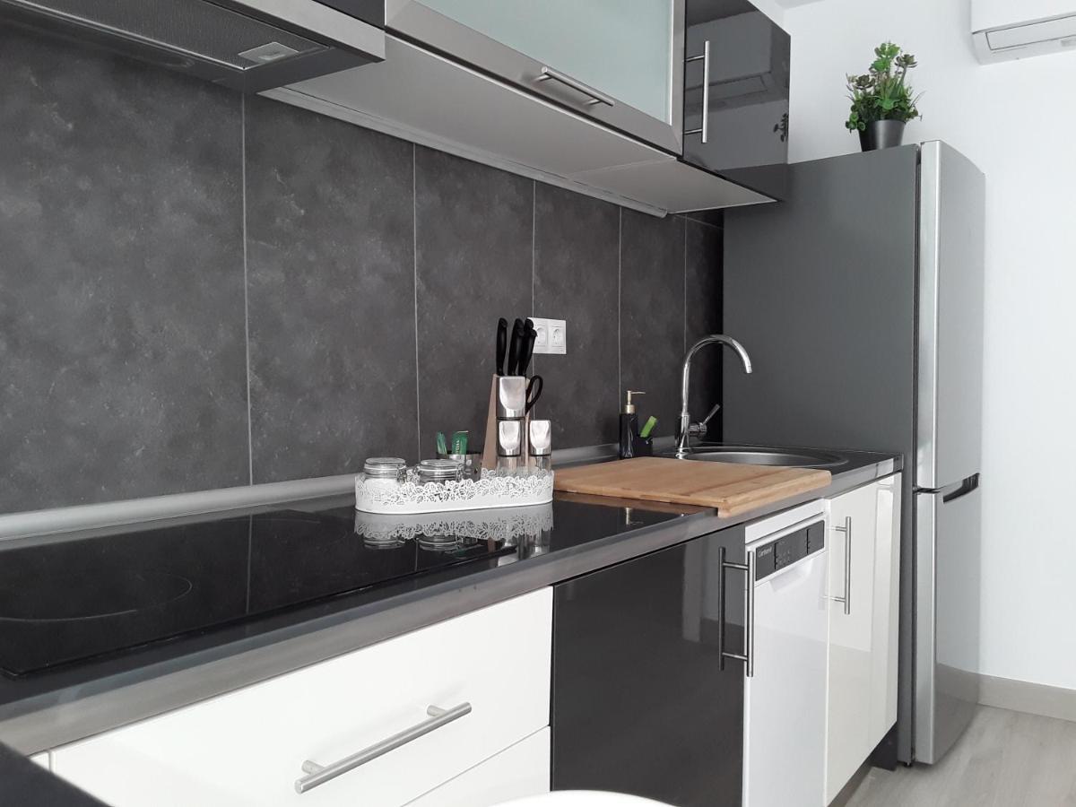 Dona Lola , Luminoso Apartamento Calahonda, Mijas Sitio de Calahonda Luaran gambar