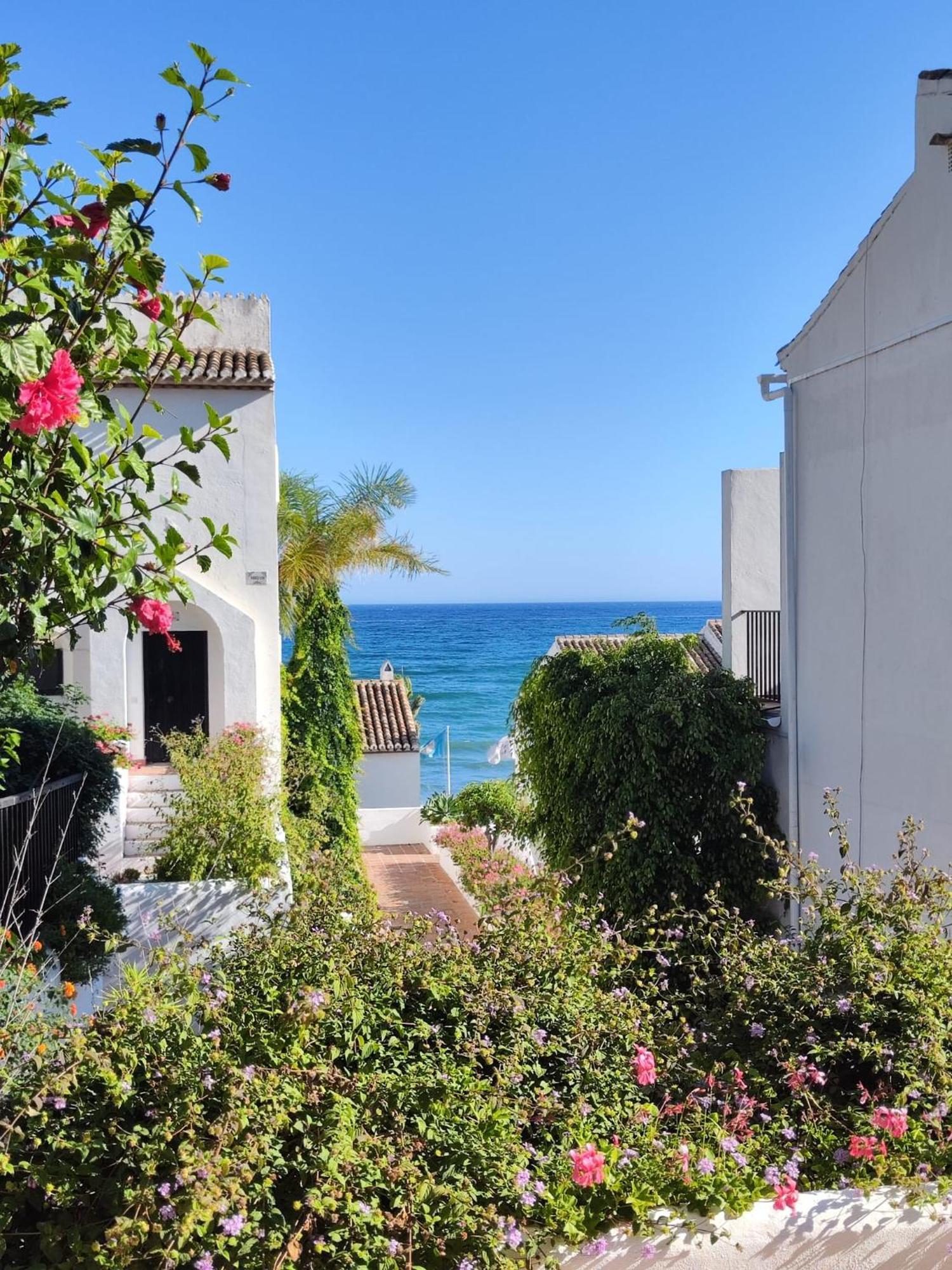 Dona Lola , Luminoso Apartamento Calahonda, Mijas Sitio de Calahonda Luaran gambar